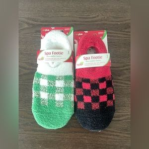 Slipper/Spa socks - women’s size 5-11